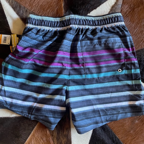 Speedo swim trunks new with tags - Picture 5 of 5